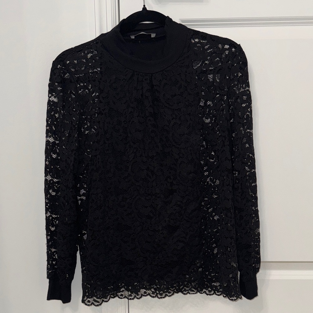 Lola & Sophie Long Sleeve Lace Top